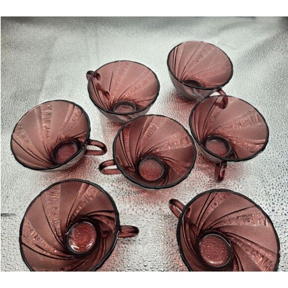 Vintage Arcoroc France Swirl Purple Glass Coffee Cup & Saucer Set - Picture 16 of 16